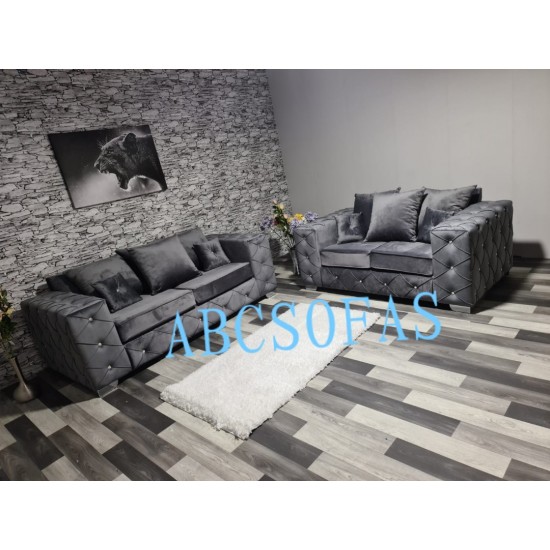 Milton 3 + 2 Sofas